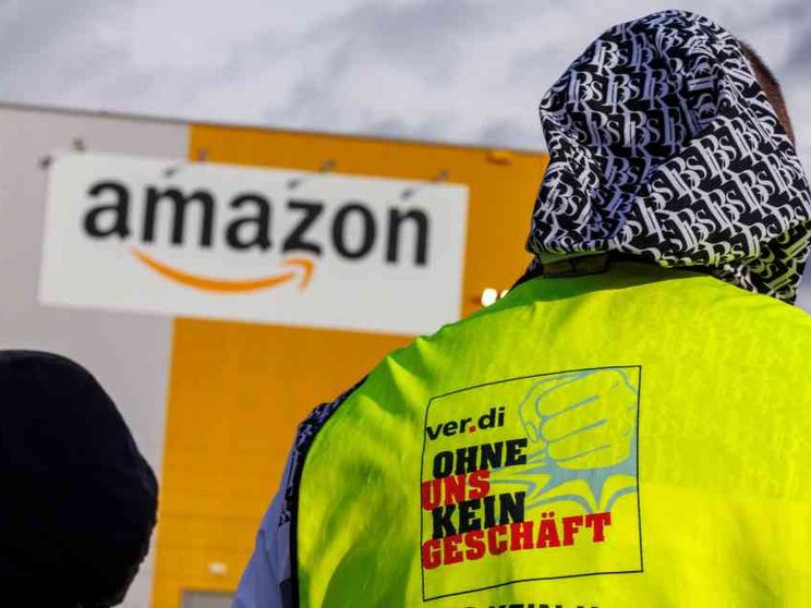 Black Friday di scioperi contro Amazon