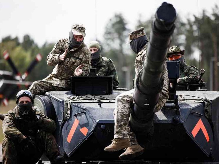 Investire in armi pessimo affare: istruzione e clima rendono il doppio