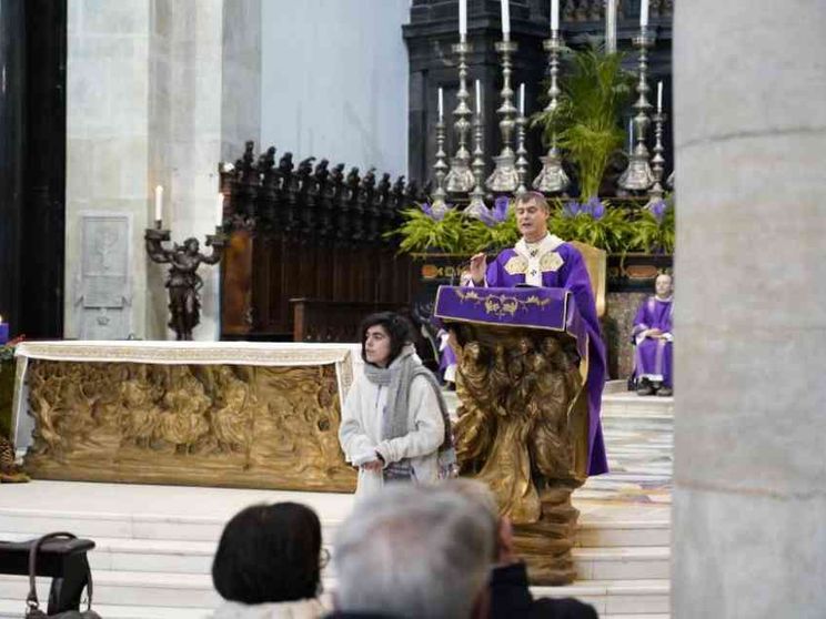 Messa interrotta in Duomo, l'arcivescovo Repole: «L'Eucaristia va rispettata»