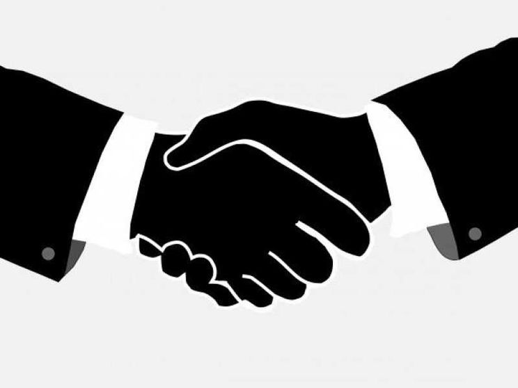 Sono quindi coopero: se identità è (anche) dirsi un ciao sul pianerottolo