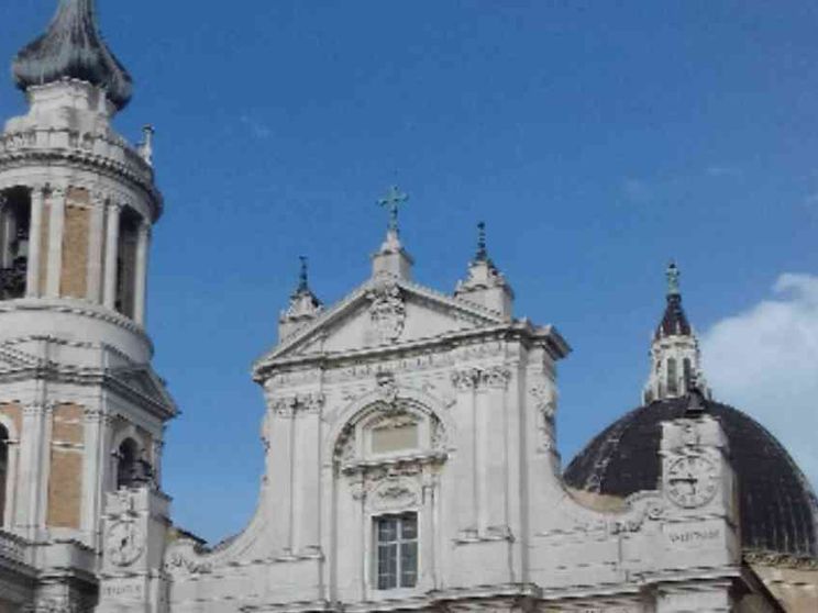 Loreto: le celebrazioni in onore della Madonna e della sua casa