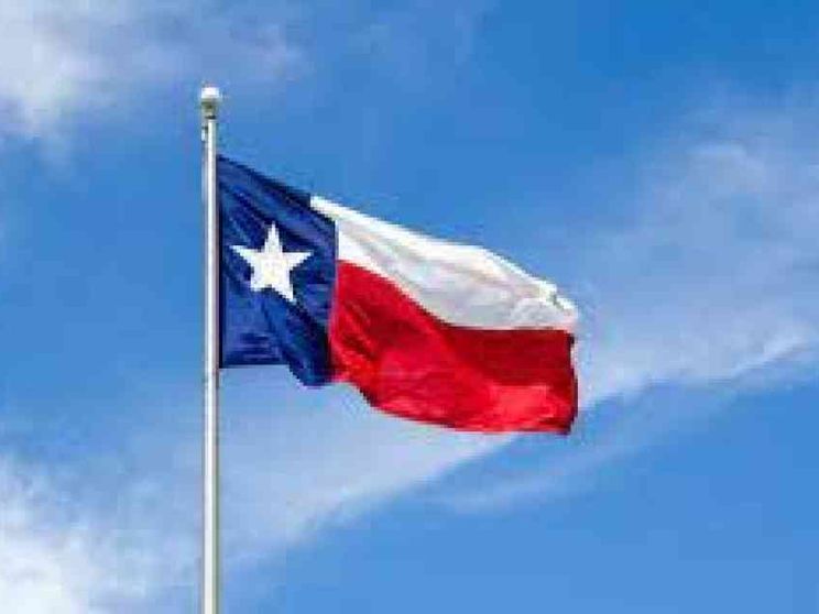 Lascia il Texas la donna a cui la Corte aveva vietato l'aborto in extremis