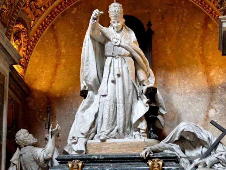 Quando il Papa è sepolto fuori da San Pietro