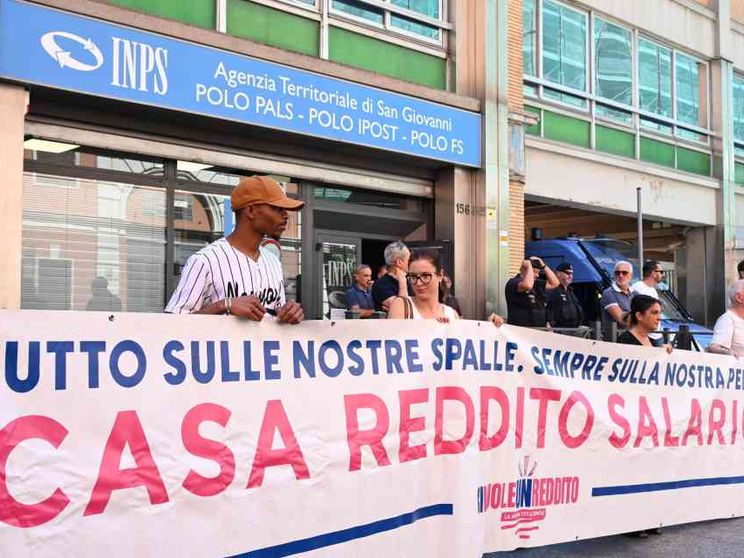 Via libera all'assegno di inclusione, le richieste dal 18 dicembre