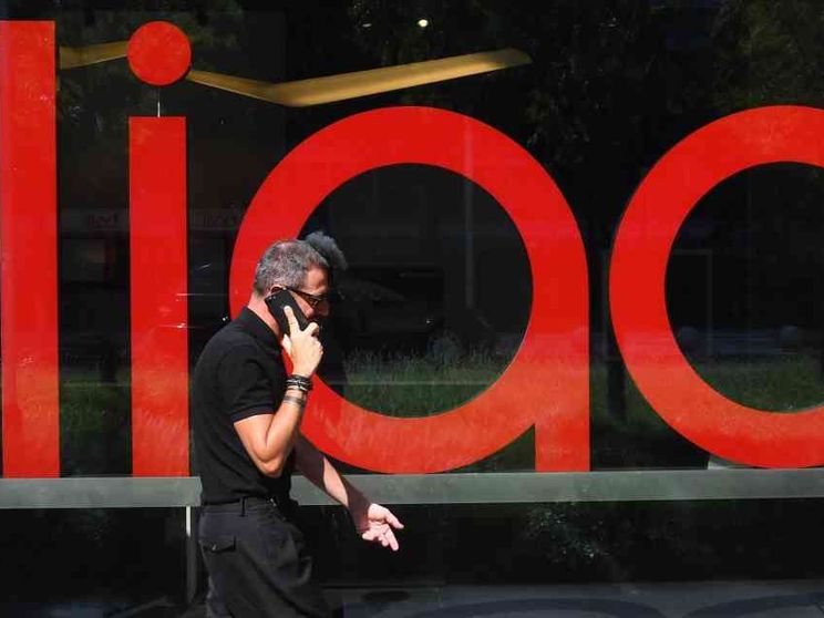 Iliad propone la fusione a Vodafone: parte il risiko delle tlc?