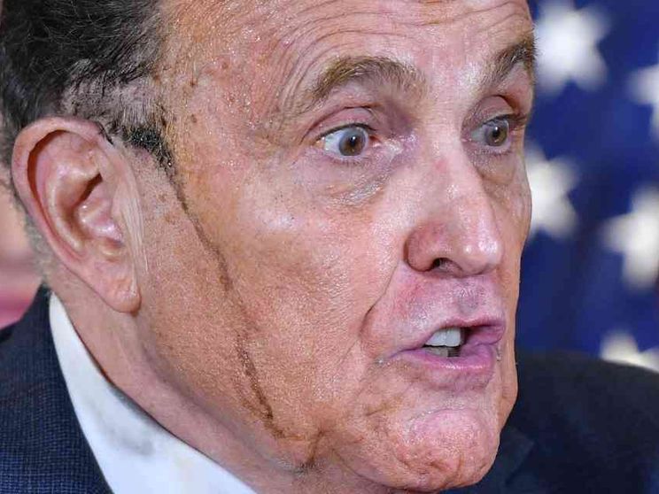 La parabola di Rudy: ex sindaco di ferro, avvocato di Trump e ora fallito