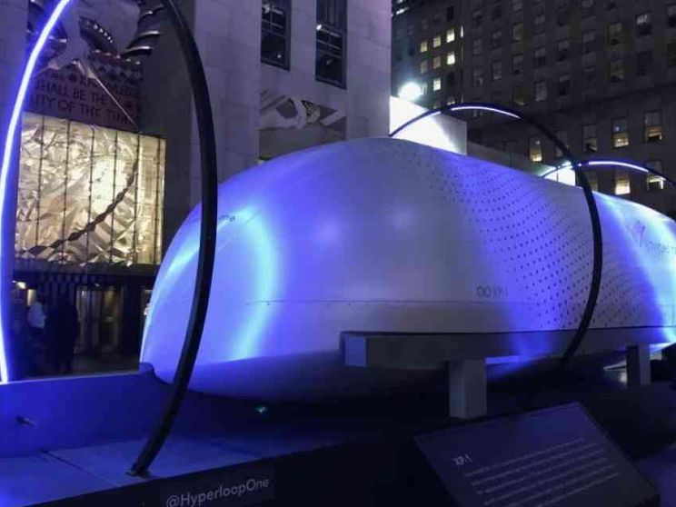 Probabilmente non viaggeremo mai sui treni Hyperloop