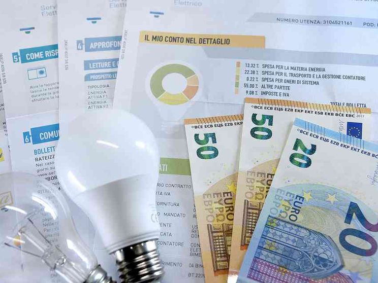 Morta l'anziana che accusò un malore per la bolletta troppo alta