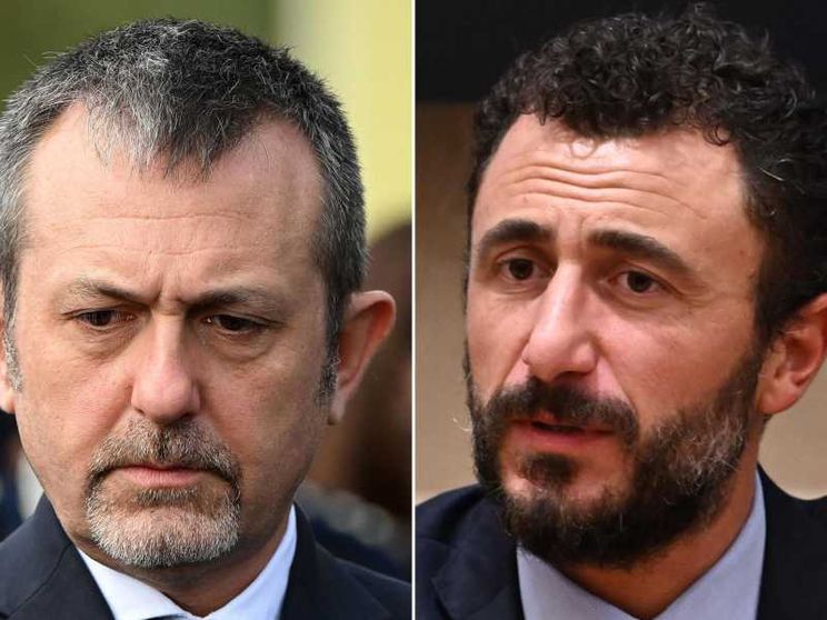 Deputato Fdi armato al cenone con Delmastro: parte un colpo, invitato ferito