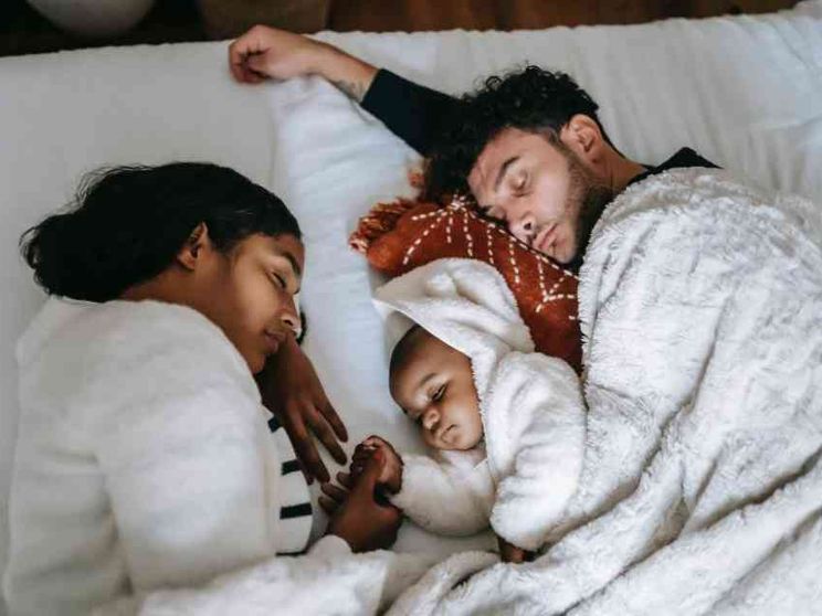 Avere un figlio: da paura e fragilità si esce solo in coppia