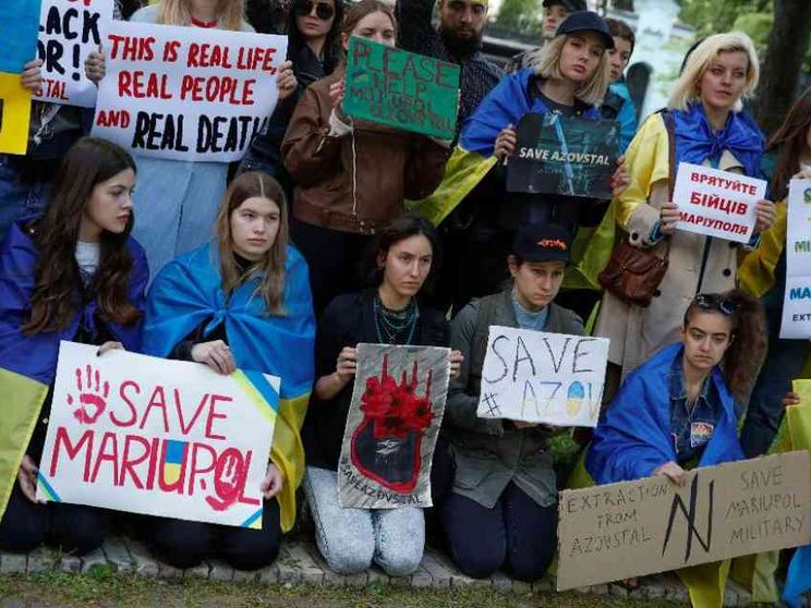 «Mariupol rinasce»: bufera sull'incontro filoputiniano a Modena