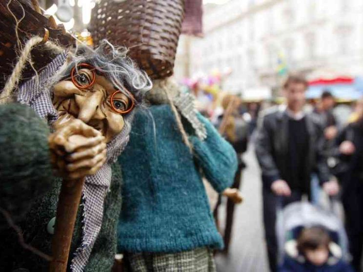 La Befana tra mito e antiche leggende (e c'entra anche Gesù)