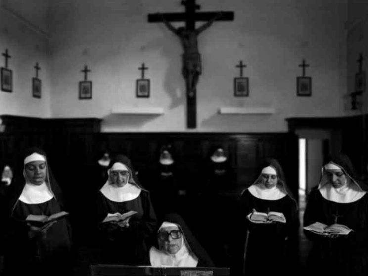 Il calendario 2024 delle clarisse per raccontare la clausura