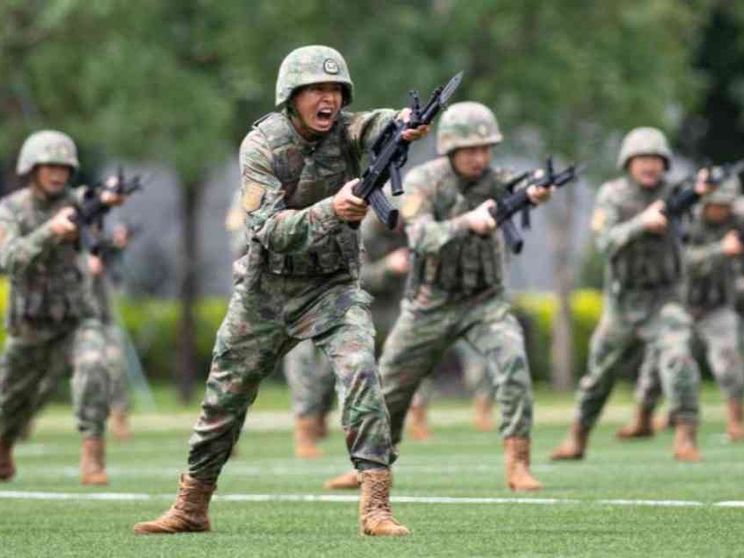 Taiwan, economia, isole contese. La Cina tentata dall'atto di forza