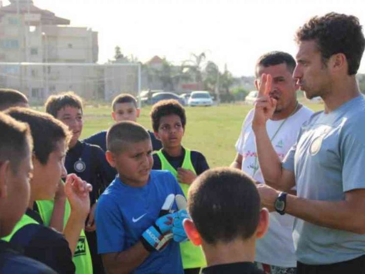 Palestina, il calcio sotto le bombe