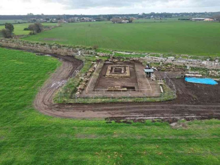 Nuova scoperta a Paestum: svelati altri due templi dorici
