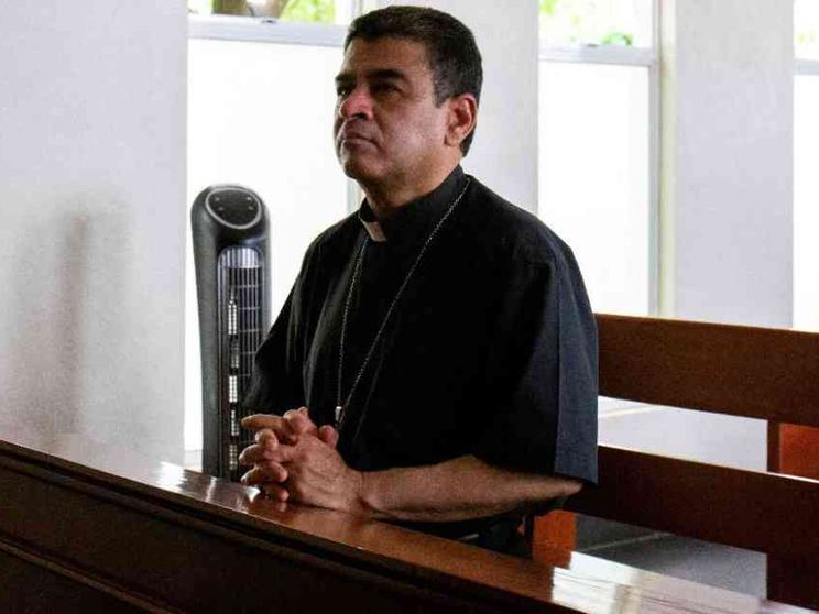 Nicaragua, il vescovo Álvarez e altri sacerdoti scarcerati ed esiliati