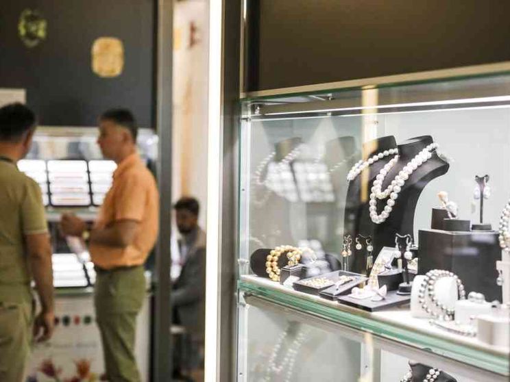 Largo ai giovani e alla tecnologia