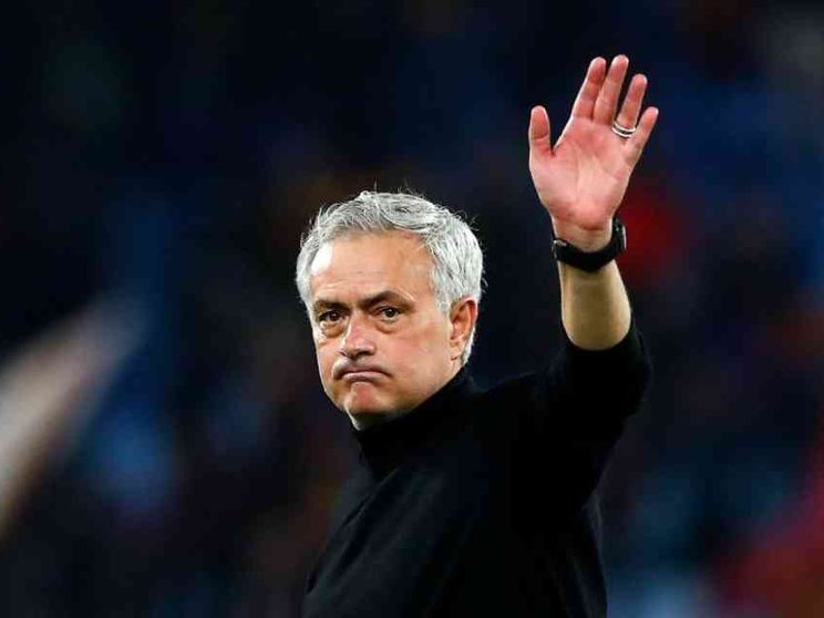 Mourinho, fine dell'avventura alla Roma: gli americani lo esonerano
