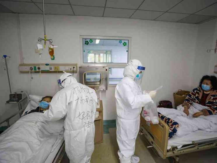 Covid, «la Cina isolò il virus 15 giorni prima di darne l'annuncio»