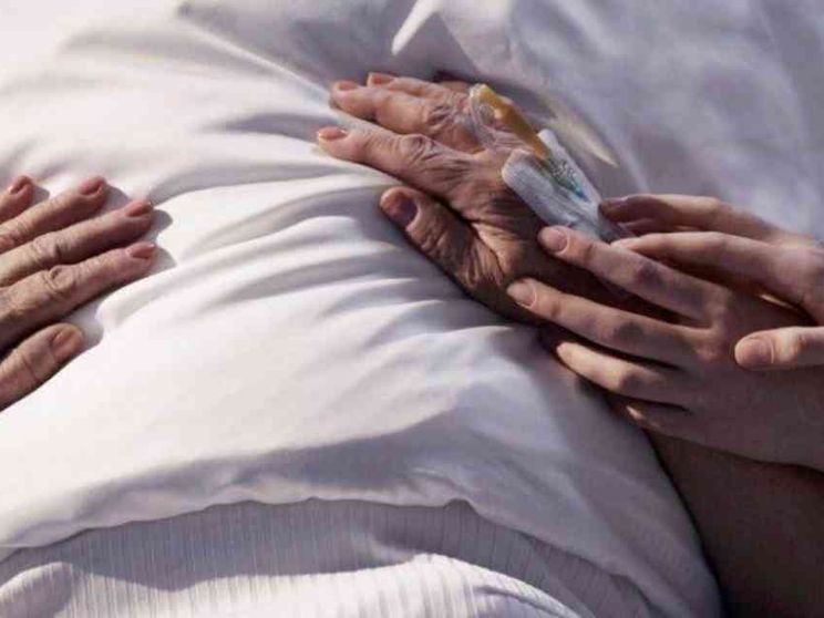 Fine vita e sofferenza. Perché si ritiene “accettabile” l'aiuto al suicidio?