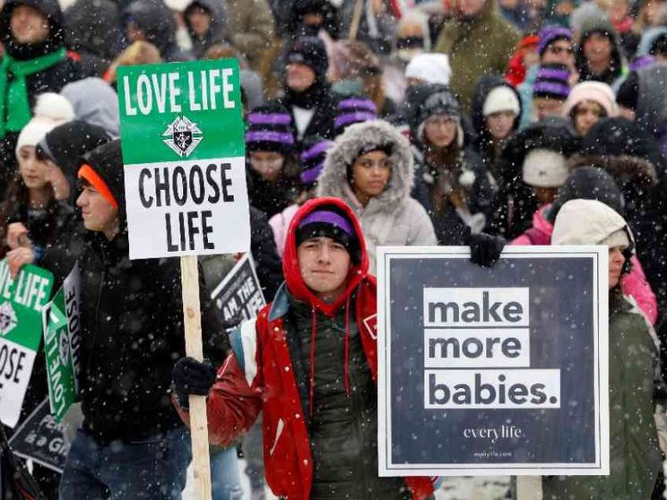 La Vita marcia sotto la neve a Washington