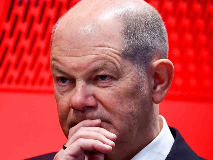 Tedeschi subito se lavoratori qualificati, espulsioni per gli "irregolari"