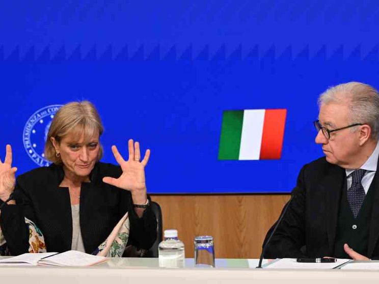 Di Segni: costretti a rinunciare alla maratona della Memoria