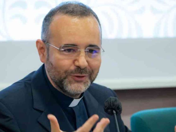 Fragile, disgregata, ricomposta. Eppure famiglia