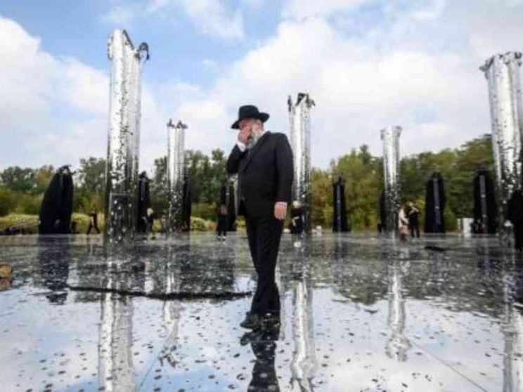 Nella nuda terra dell'Est il lato rimosso dell’Olocausto