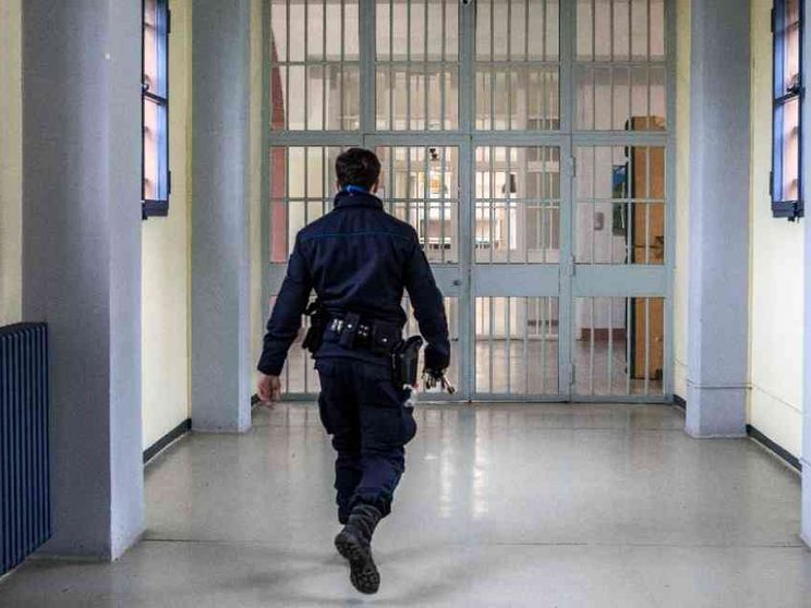 Suicidio a Rossano, a Napoli detenuto salvato dagli agenti
