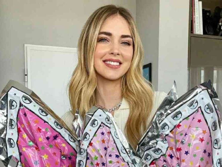 Beneficenza certificata e sanzioni. Anche Ferragni approva, ed è polemica