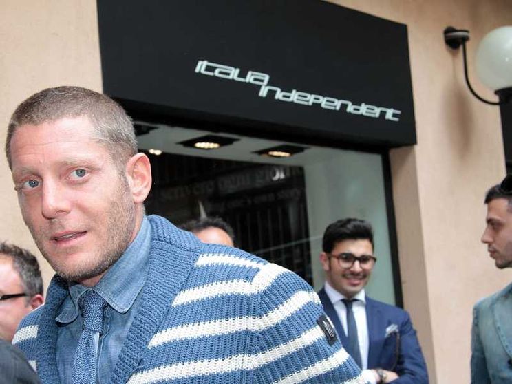 Lapo Elkann chiude Italia Independent: gli è costata 40 milioni di euro