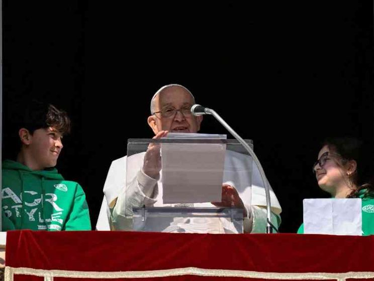 Il Papa: si ascolti il grido di pace che viene dalla gente
