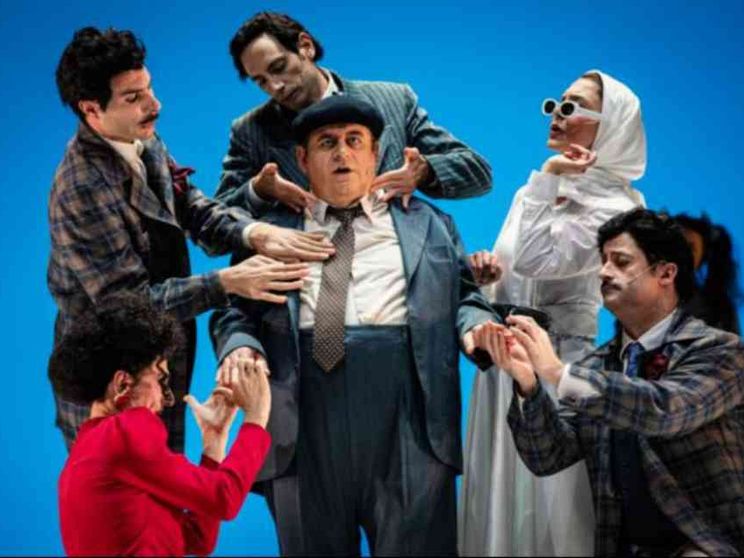 Fantozzi, il mito tra le sue nuvolette