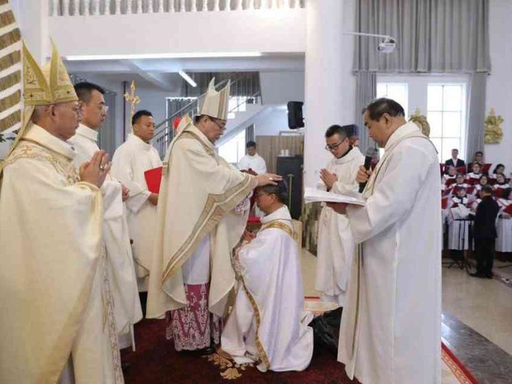 Consacrato il nuovo vescovo della prefettura apostolica di Shaowu