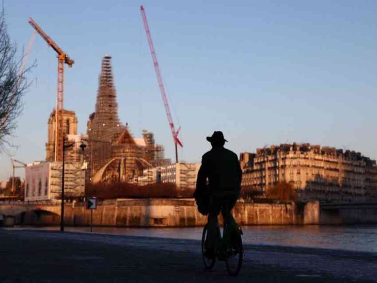 A dicembre riapre la cattedrale di Notre Dame, l'arcivescovo scrive alla città