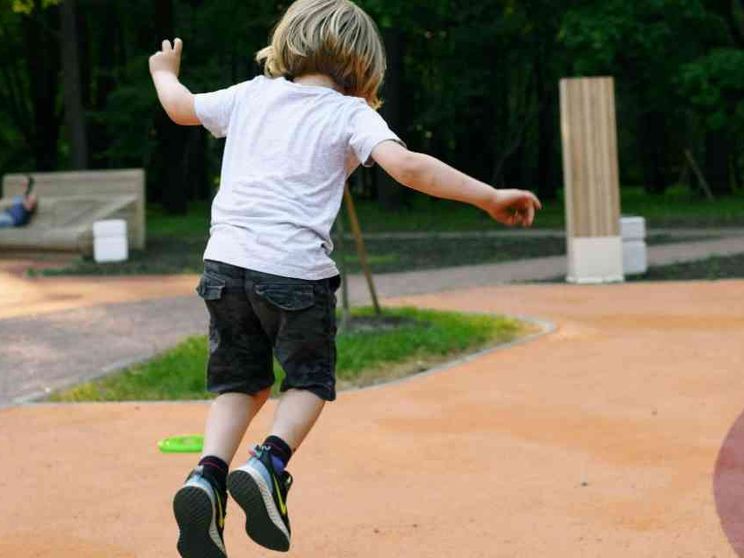 Il “mal di pancia” dei bambini? Ecco come farlo passare