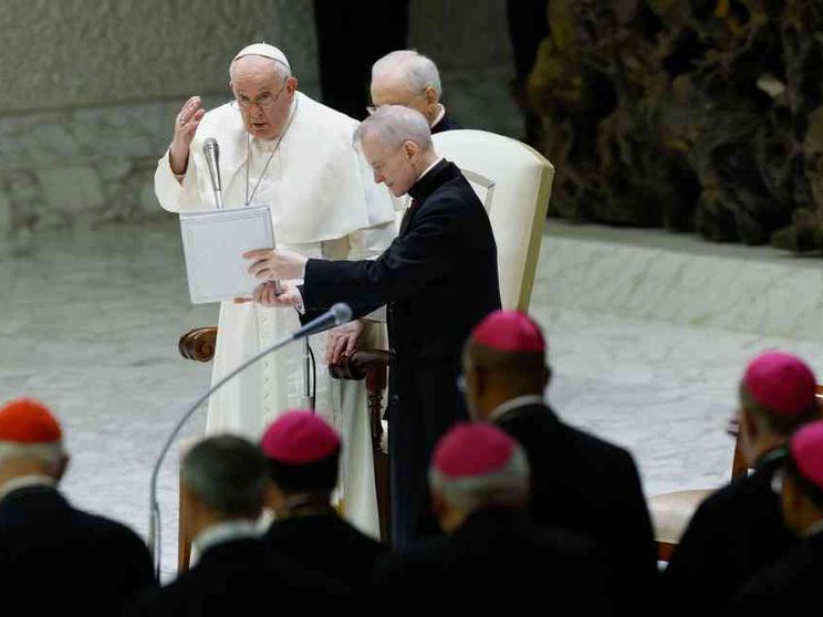 «Tristezza, demone subdolo da combattere con la santità»