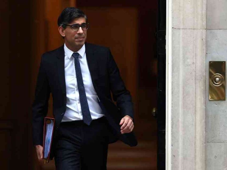 La peggior scommessa di Sunak: punta mille sterline in tv sulle deportazioni