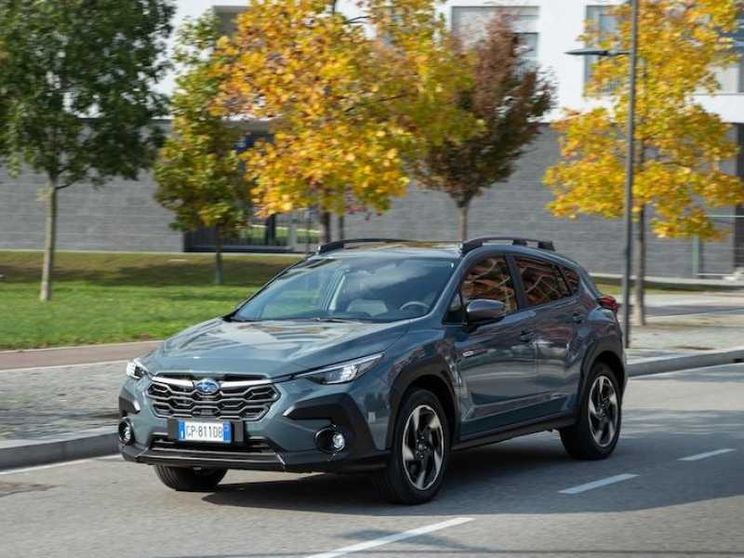 Subaru Crosstrek, la crossover ibrida per asfalto e fuoristrada