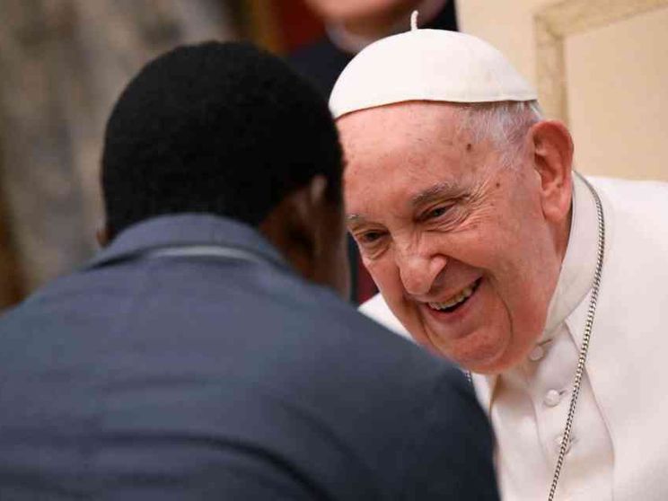Il Papa ai seminaristi di Napoli: «La Chiesa è un cantiere sempre aperto»