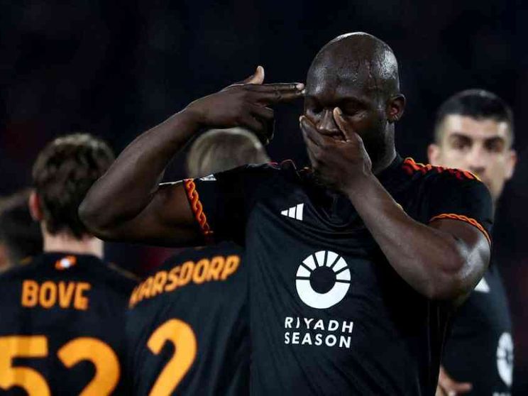 La pistola, il silenzio: il gesto di Lukaku per il Congo in guerra