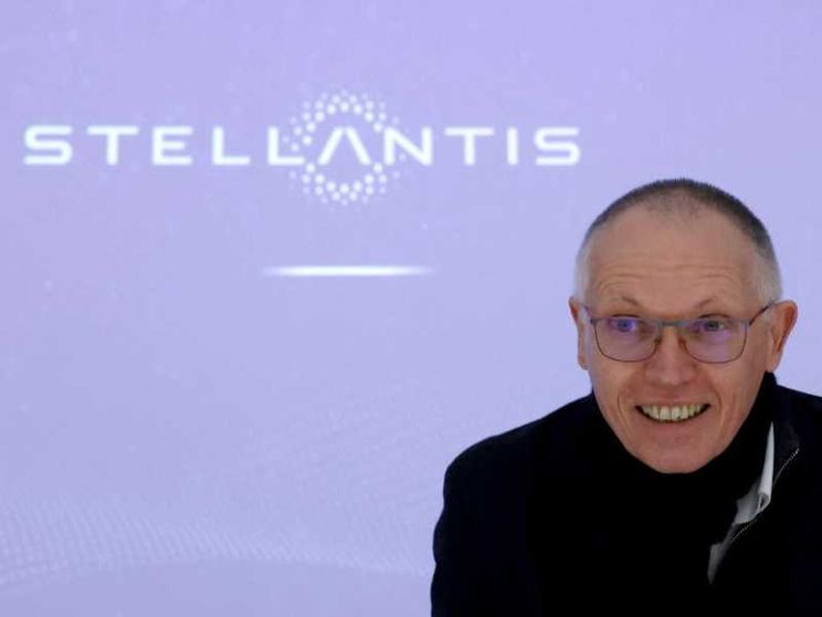 Stellantis, quanto guadagnano il presidente John Elkann e l'ad Carlos Tavares