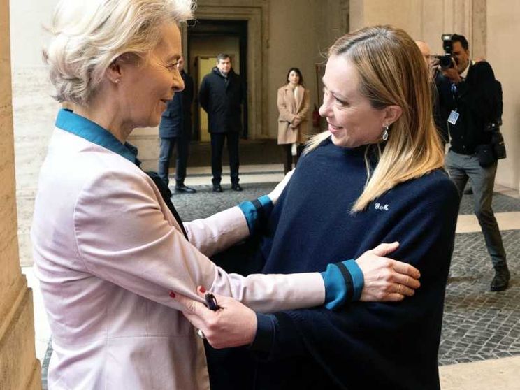 Meloni a Kiev, ecco il patto con Von der Leyen