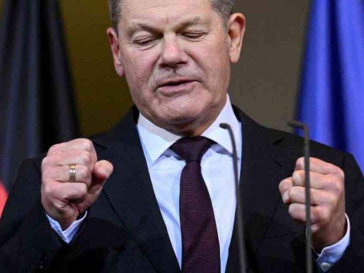 La Germania prova a legalizzare la cannabis. Schlein: ora anche in Italia