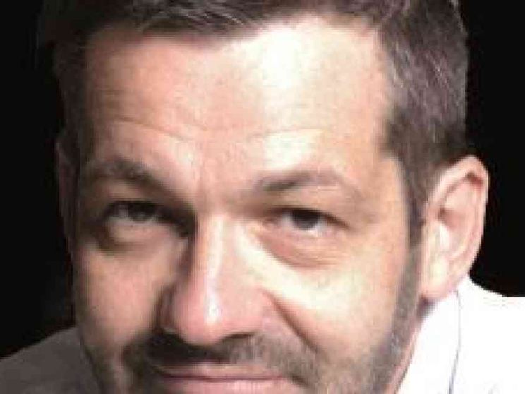 Una nuova storia ha bisogno dei poeti e della fantasia