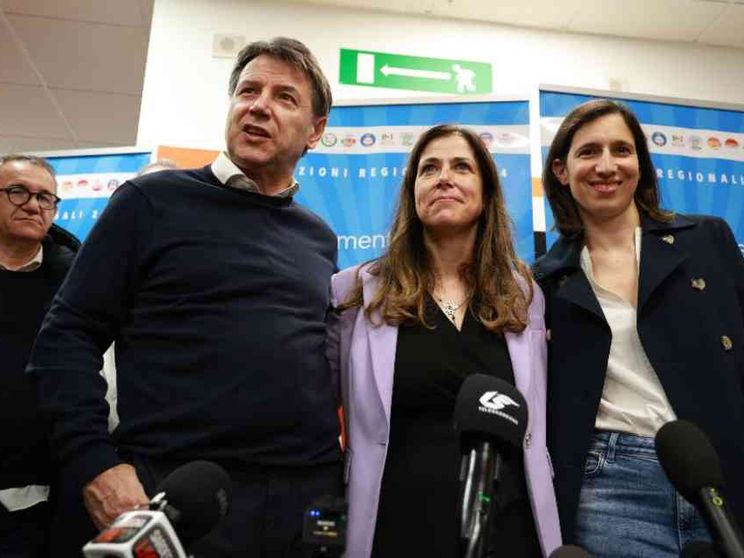 Centrodestra: impariamo da sconfitte. Conte e Shlein: nuove intese