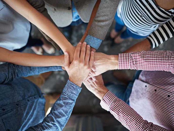 Sostenibilità sociale, le aziende si assegnano un ruolo guida
