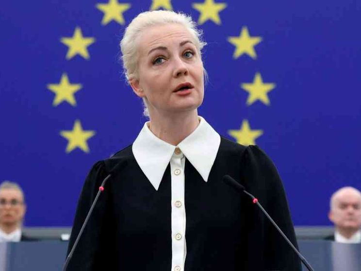 «Putin mafioso». Cosa ha detto Navalnaya al Parlamento Europeo